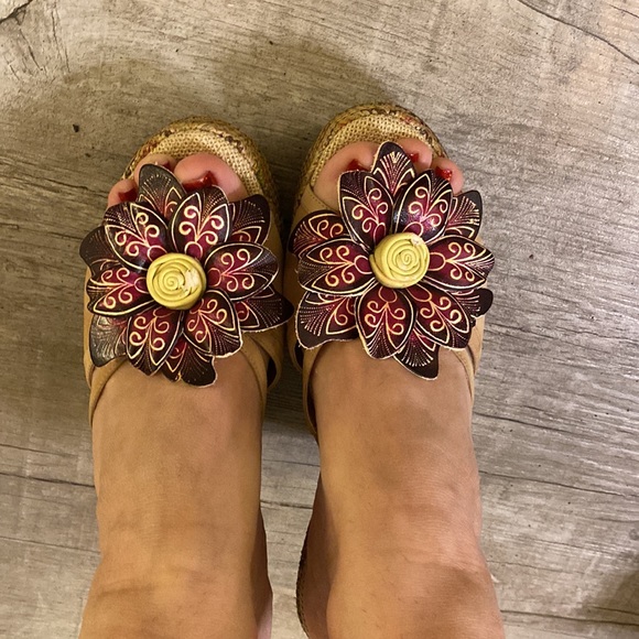 Hale Bob platform sandals - Picture 2 of 16